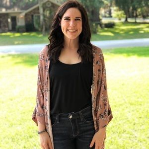 Meet your Posher, Christine